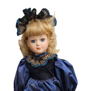 Seymour Mann Connoisseur Collection